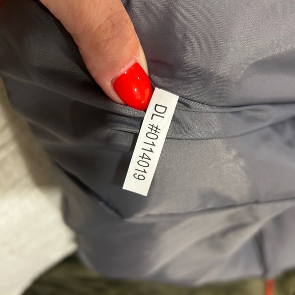 The North Face Silver Women's Jacket 550 - Picture 3 of 5